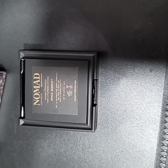 Nomad Intense Eyeshadow - Picture 4 of 5